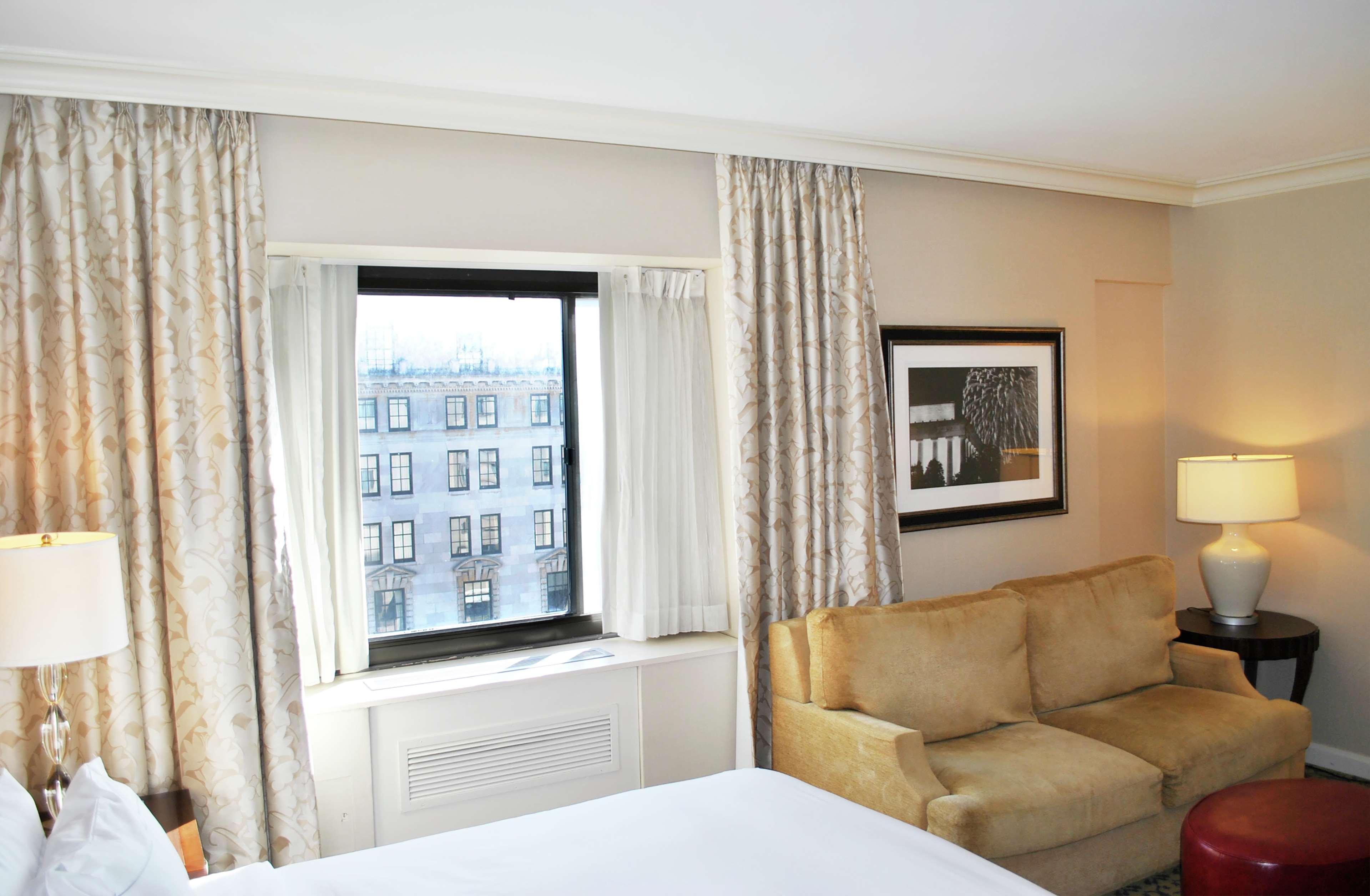 Capital Hilton Hotel Вашингтон Екстериор снимка