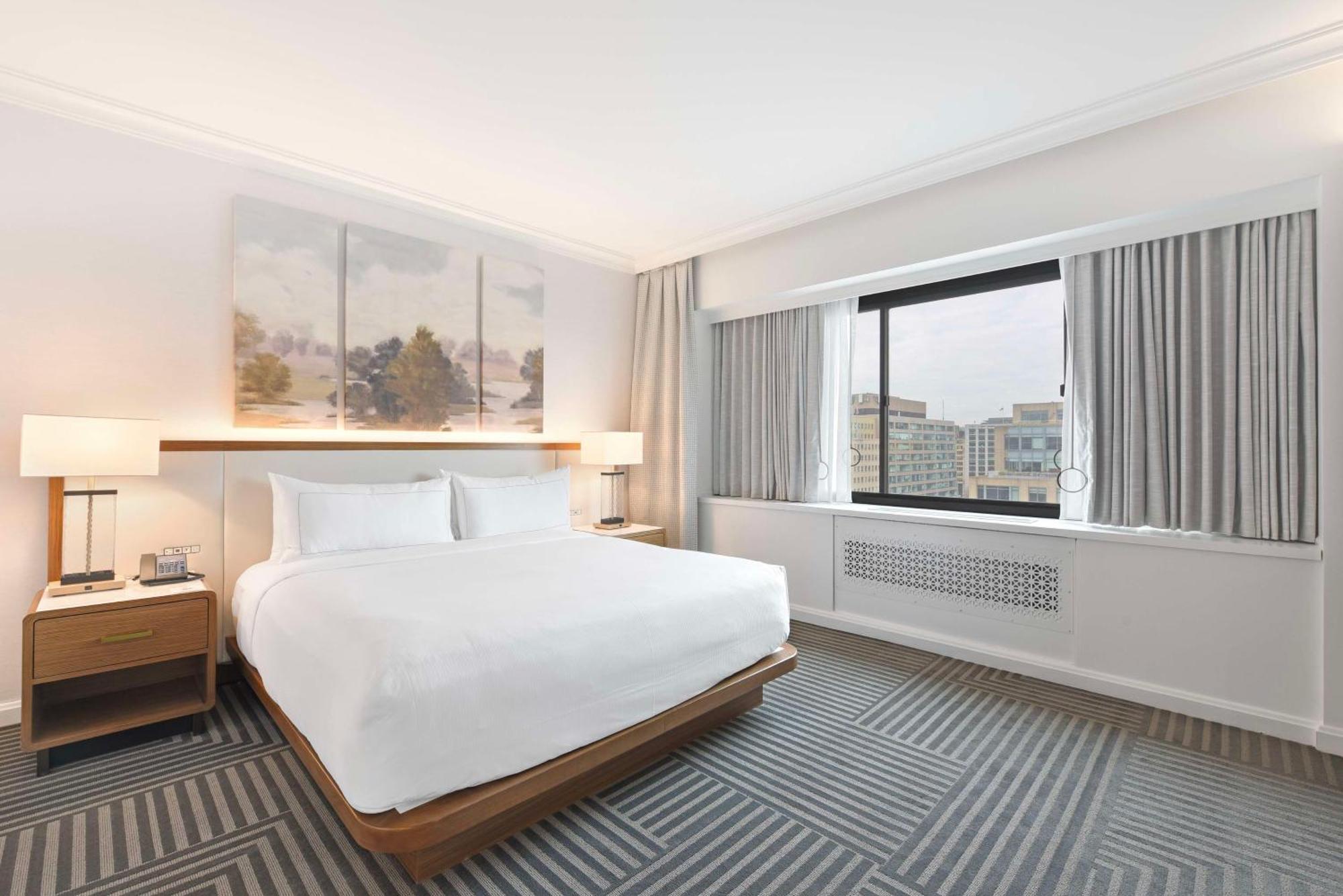 Capital Hilton Hotel Вашингтон Екстериор снимка