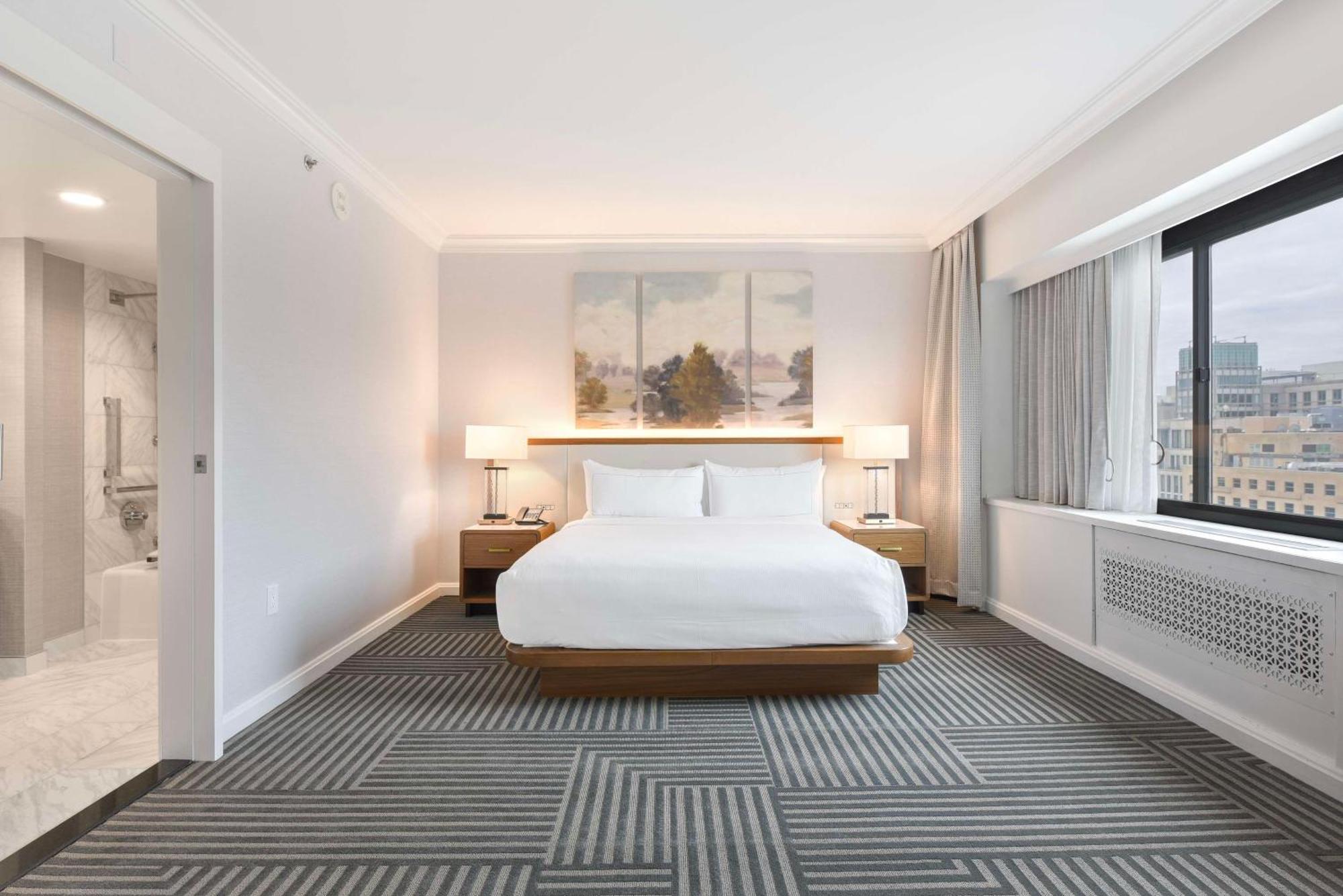 Capital Hilton Hotel Вашингтон Екстериор снимка
