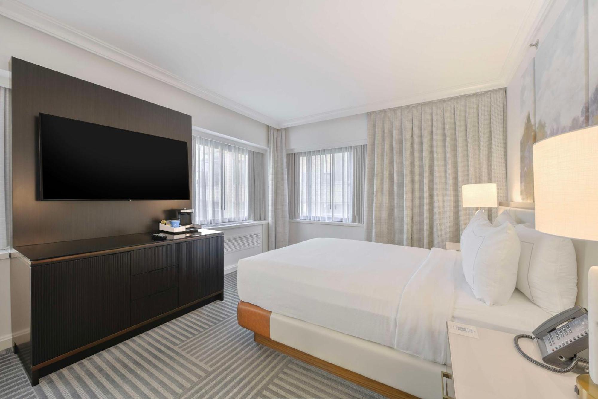 Capital Hilton Hotel Вашингтон Екстериор снимка