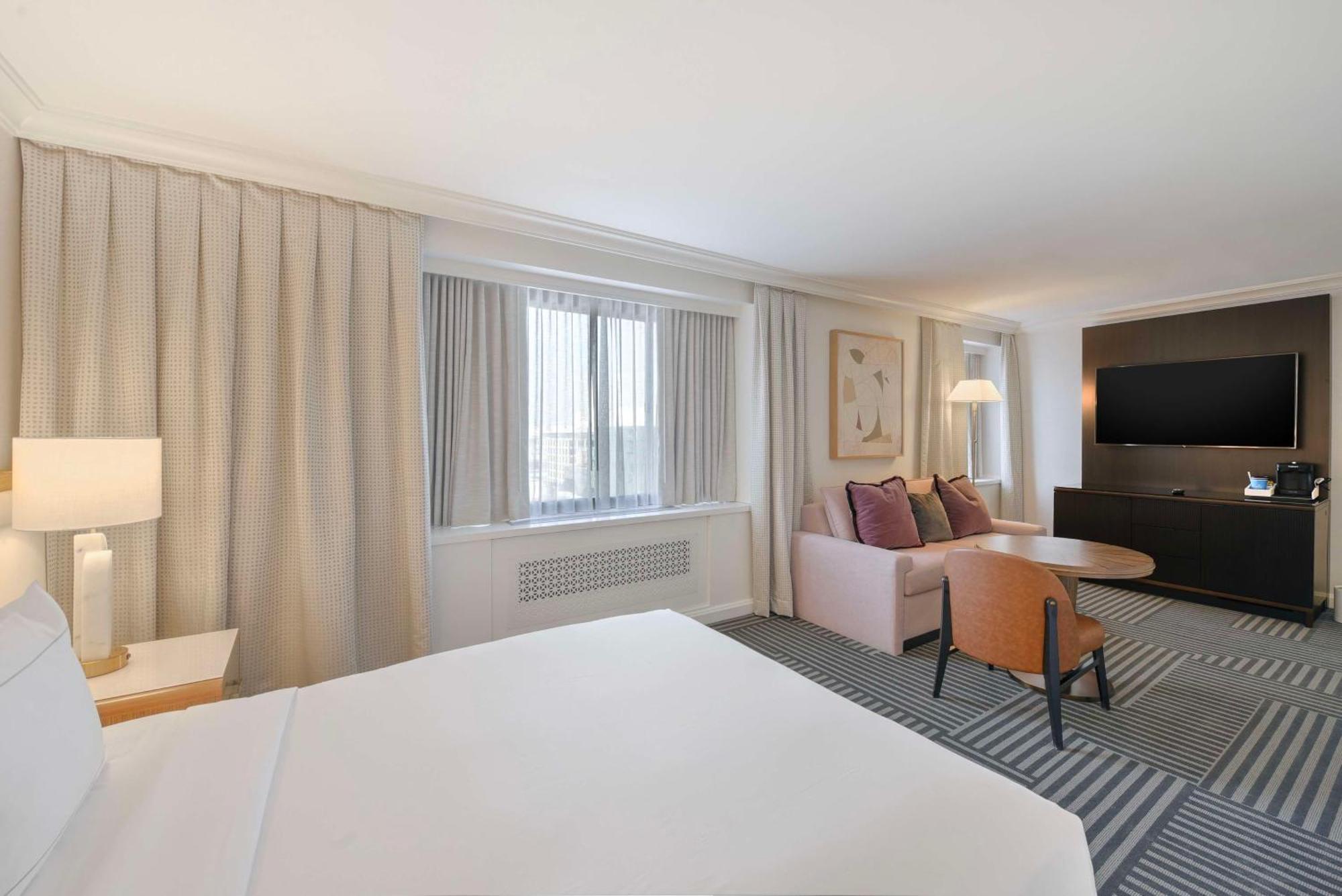 Capital Hilton Hotel Вашингтон Екстериор снимка