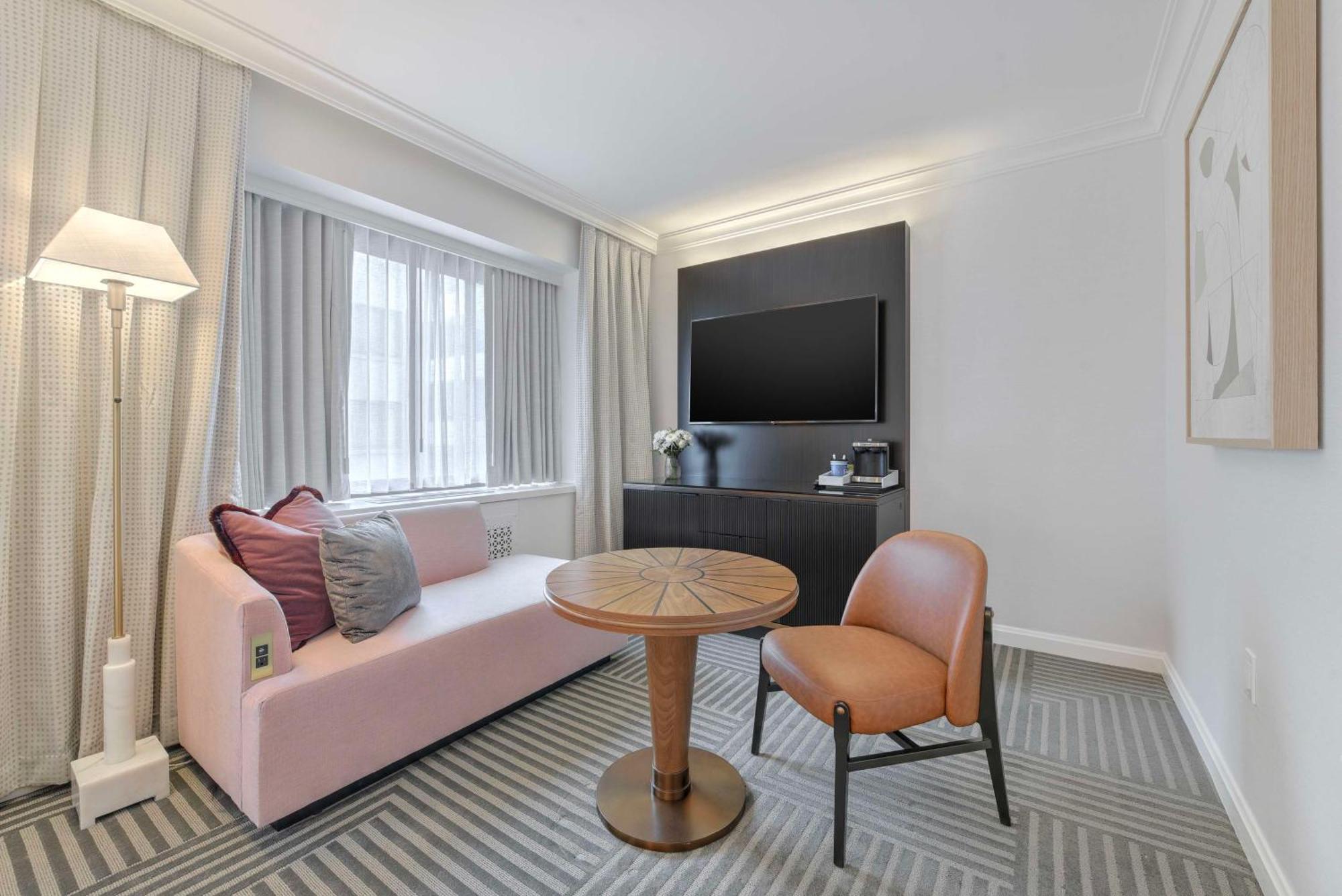 Capital Hilton Hotel Вашингтон Екстериор снимка